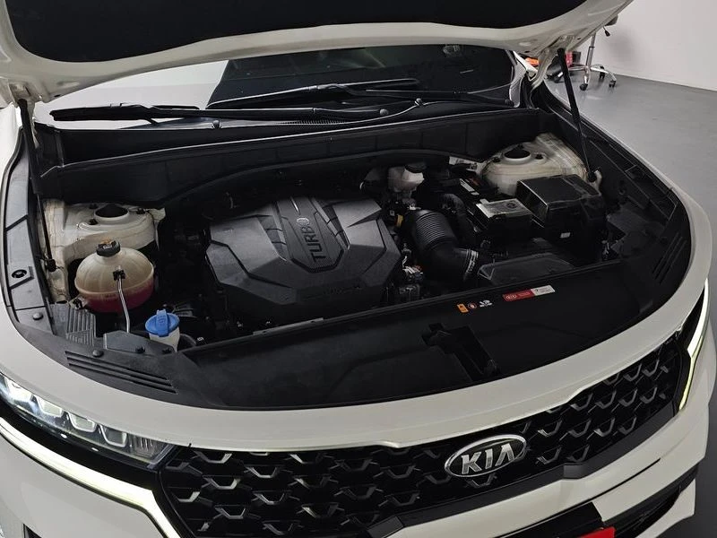 Kia Sorento Diesel 2.2 4WD| 202к.с.| ВКЛ.ТЕХНОТЕСТ, снимка 6 - Автомобили и джипове - 55688970