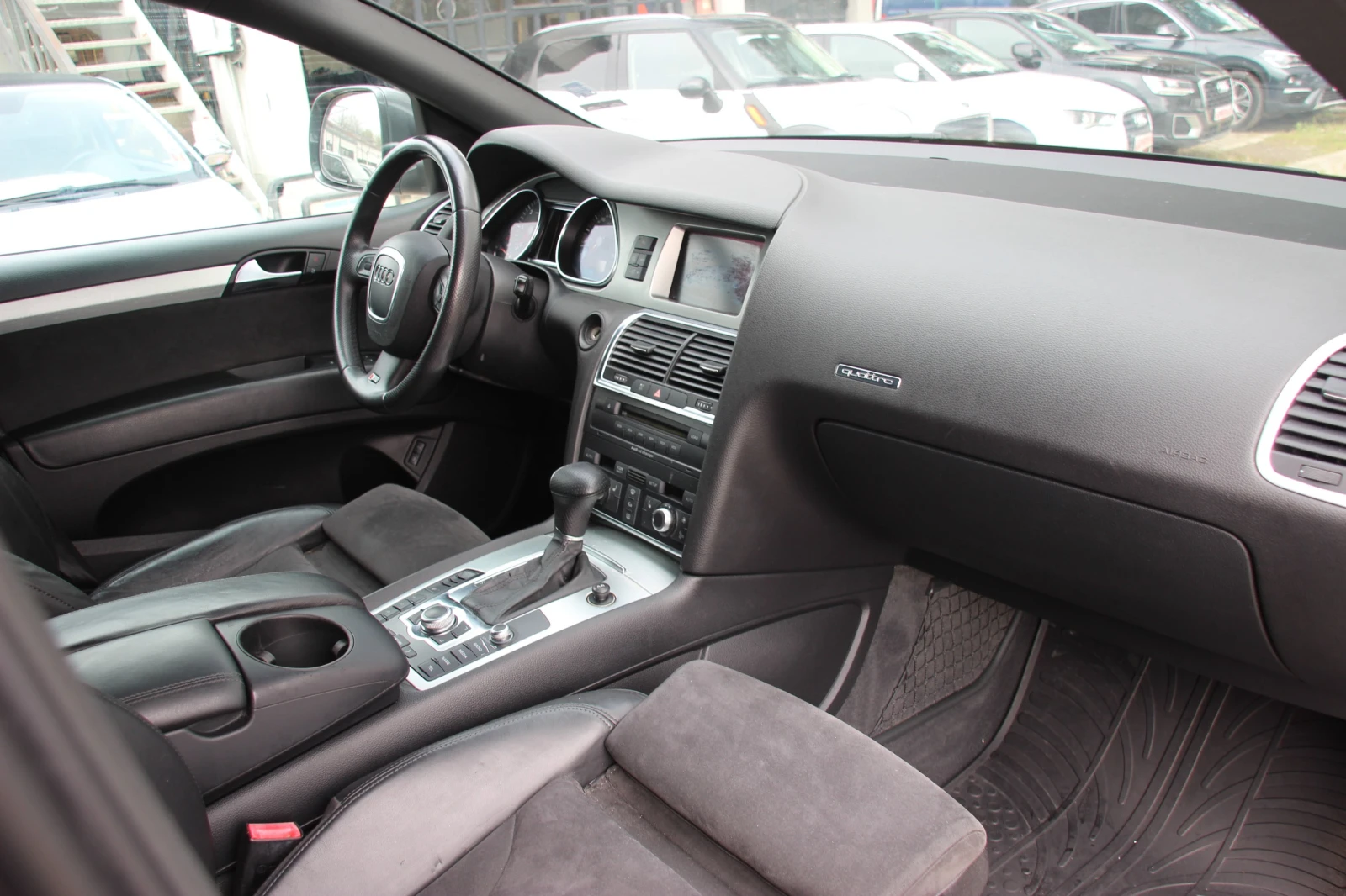 Audi Q7 3.0 TDI  S-LINE   - изображение 10