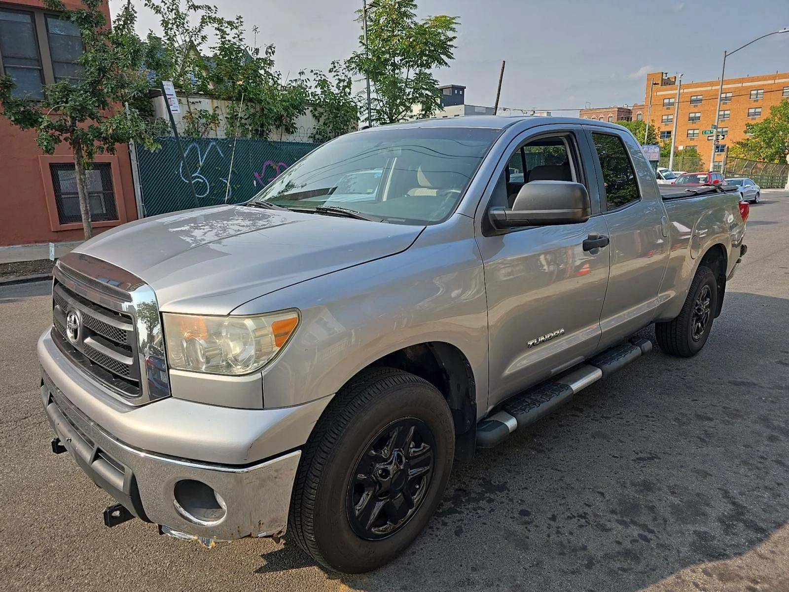 Toyota Tundra 2012* 5.7 V8  - изображение 2