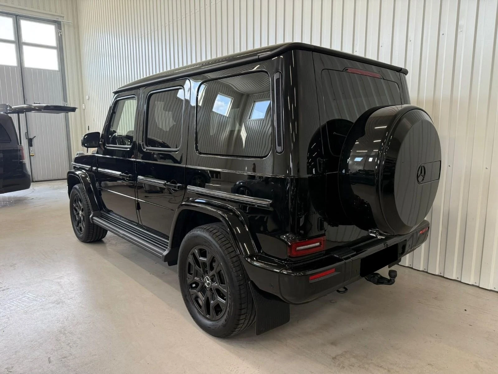 Mercedes-Benz G 450 d/AMG/4-MATIC/FACELIFT/EXCLUSIV/BURM/360/NIGHT/ - изображение 5