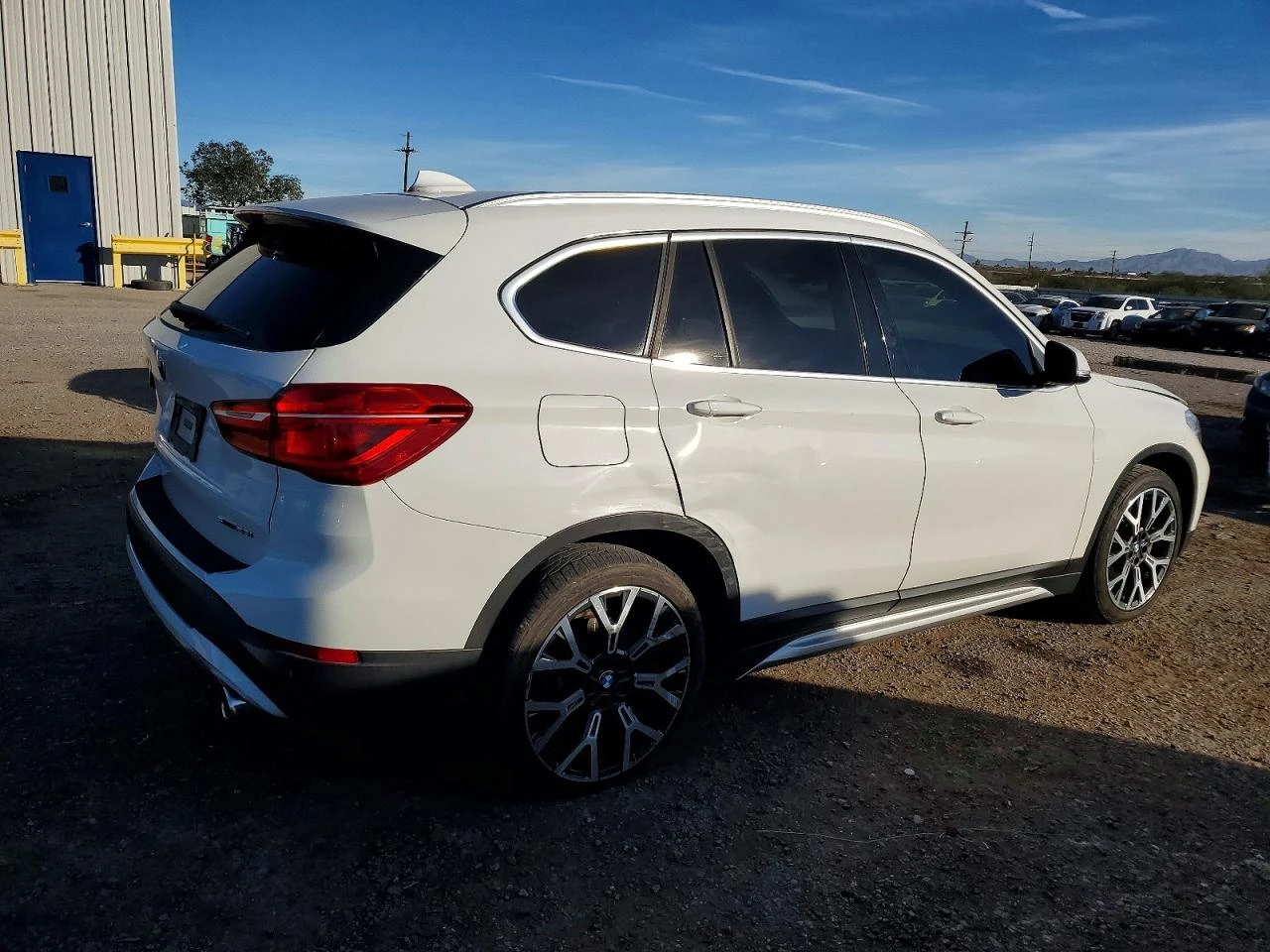 BMW X1 * SDrive28i* КОЖА* ПОДГРЕВ* LED* NAVI*  - изображение 3