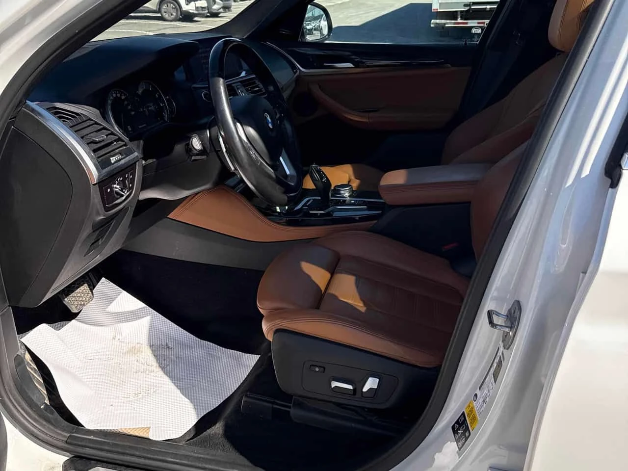 BMW X4 xDrive30i/ПАНОРАМА/ПОДГРЕВИ/БЕЗ ИНЦИДЕНТИ, снимка 7 - Автомобили и джипове - 54307683