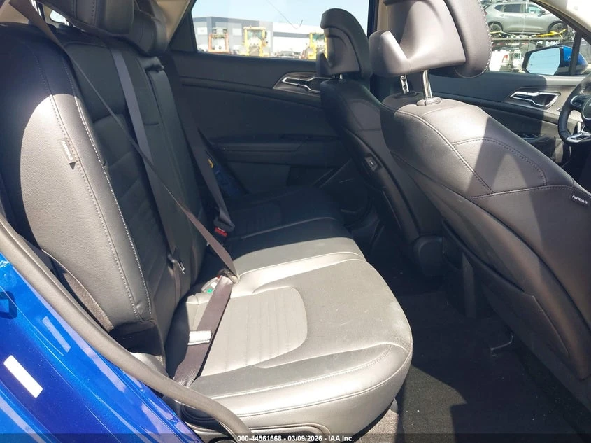 Kia Sportage 2.5L I-4 DI, DOHC, VVT, 187HP Front Wheel Drive | Mobile.bg � ����������� 8