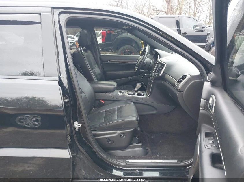 Jeep Grand cherokee 2018 JEEP GRAND CHEROKEE HIGH ALTITUDE 4X4, снимка 11 - Автомобили и джипове - 54420265