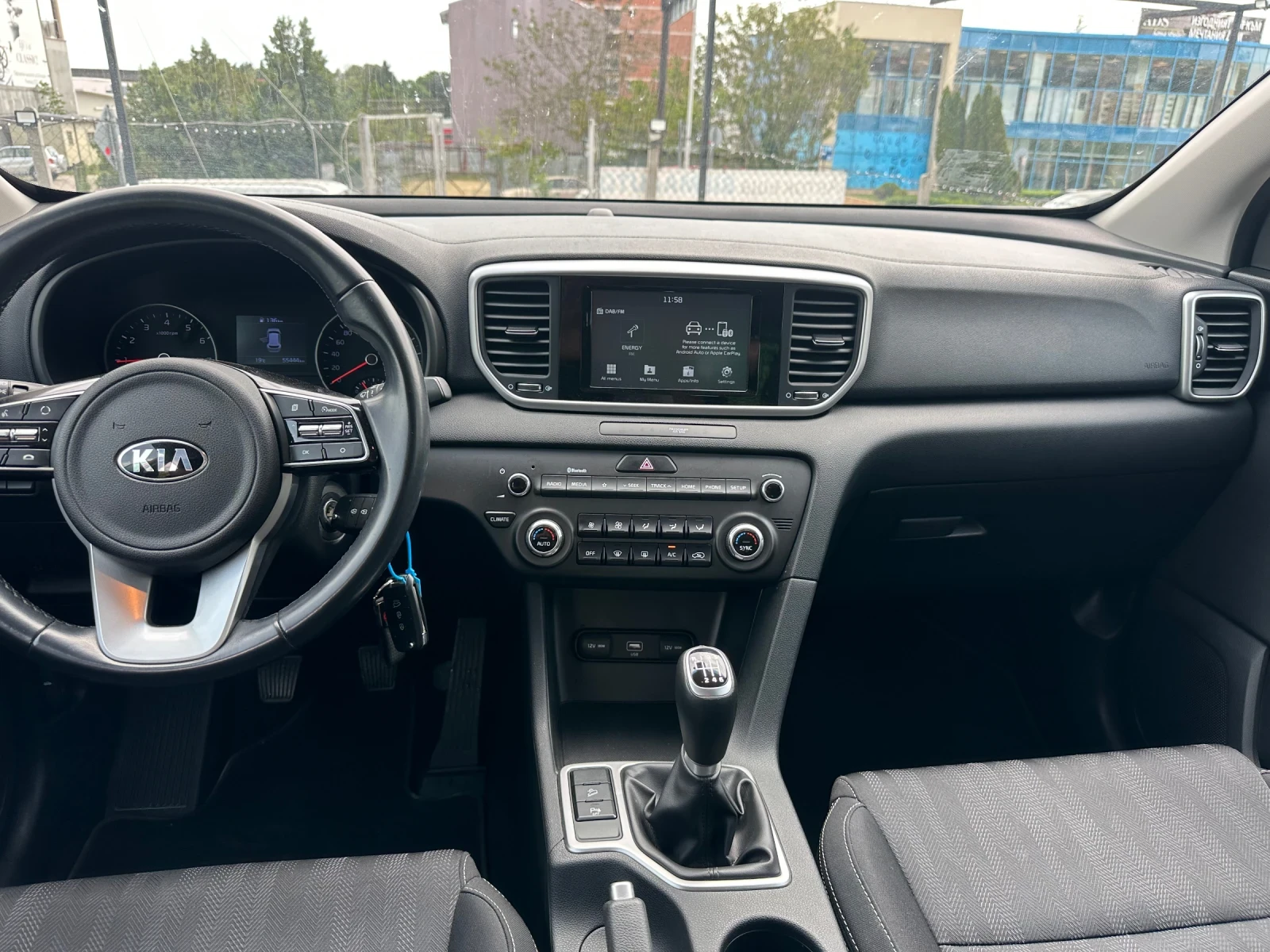 Kia Sportage 1.6i , снимка 14 - Автомобили и джипове - 54618174