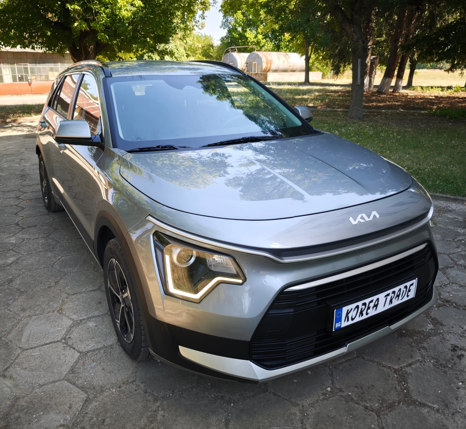 Kia Niro 1.6 HEV, снимка 2 - Автомобили и джипове - 55292574
