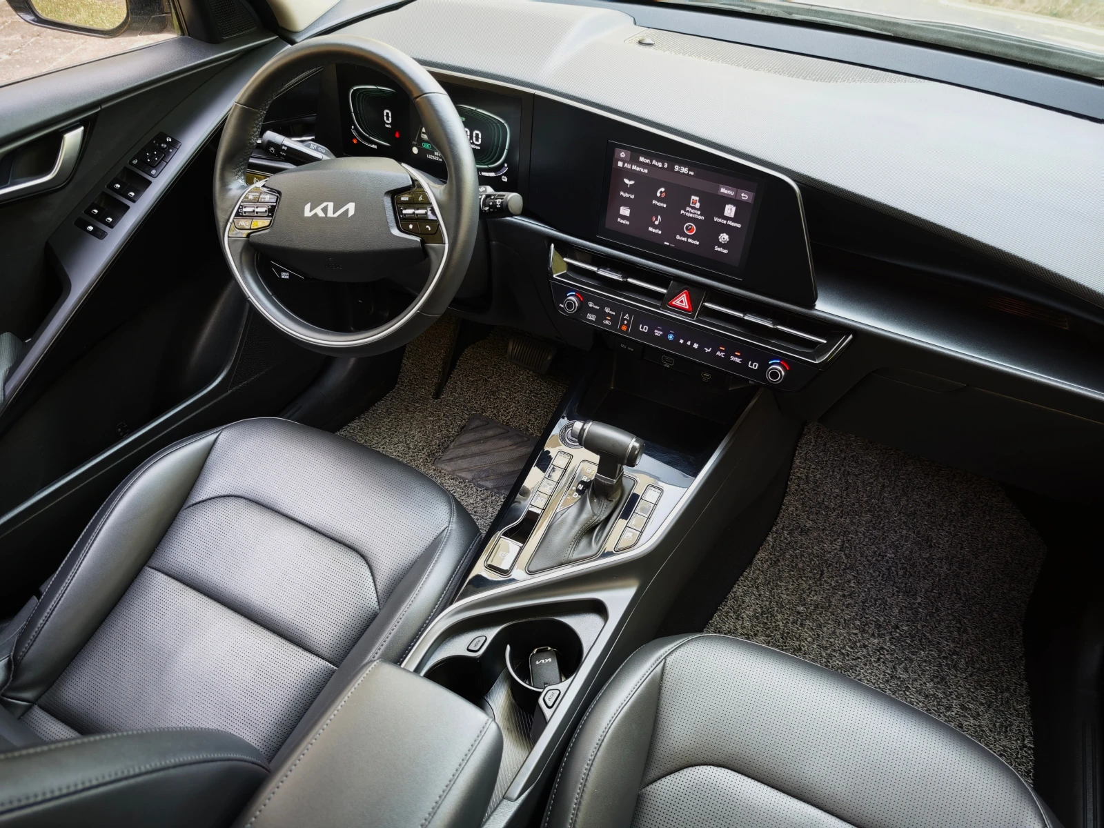 Kia Niro 1.6 HEV, снимка 14 - Автомобили и джипове - 55292574