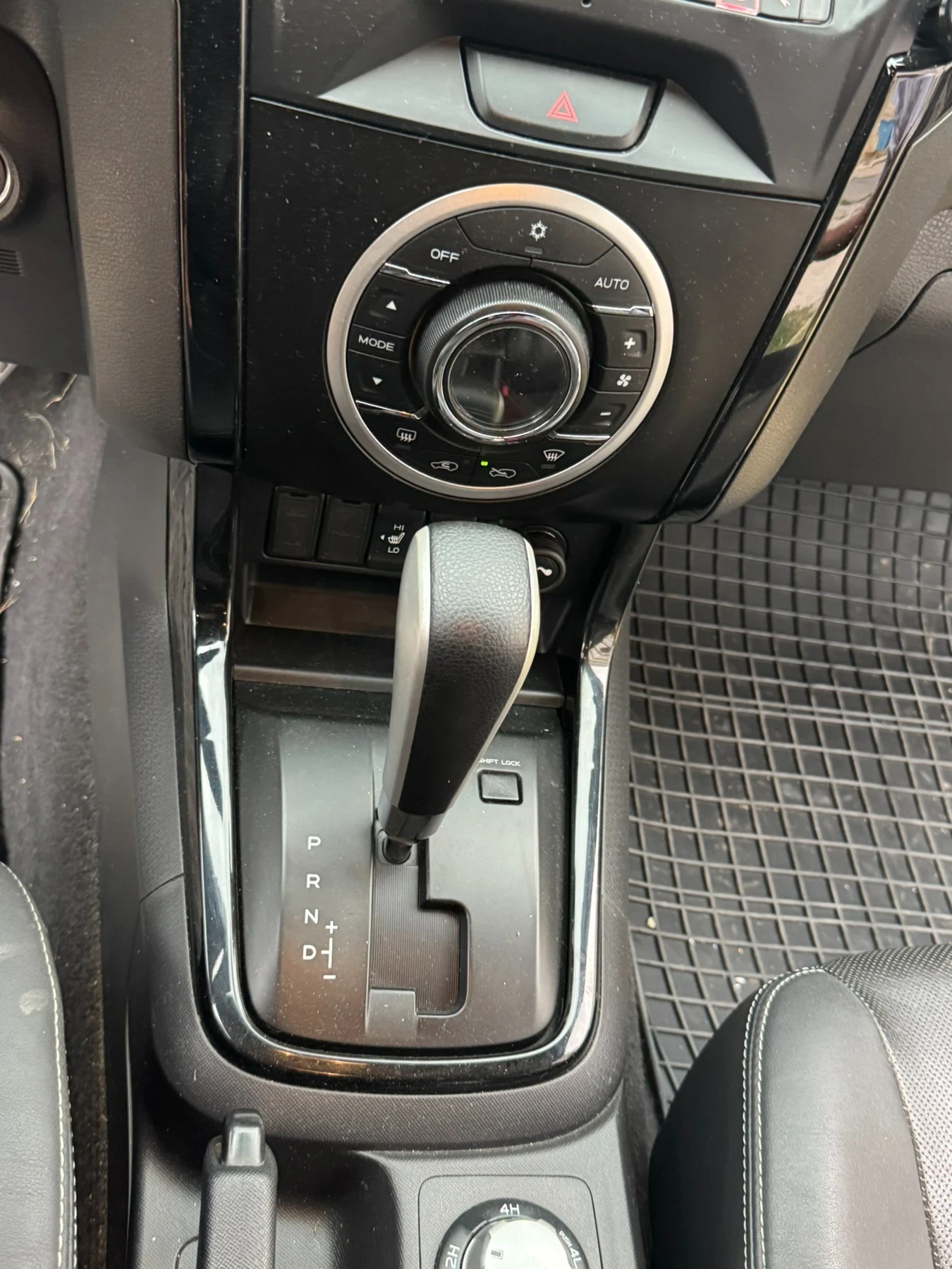 Isuzu D-max ISUZU D-MAX , снимка 5 - Автомобили и джипове - 54640364