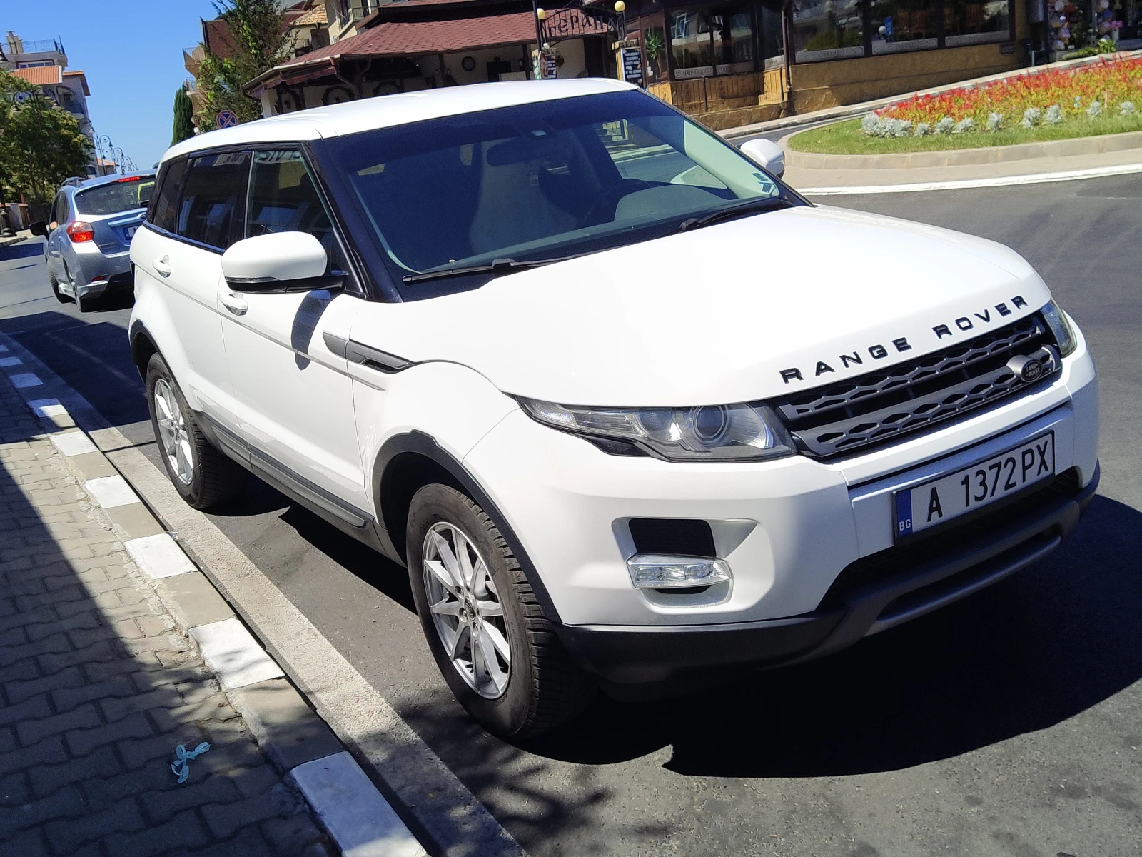 Land Rover Evoque 2.2, снимка 5 - Автомобили и джипове - 55540777