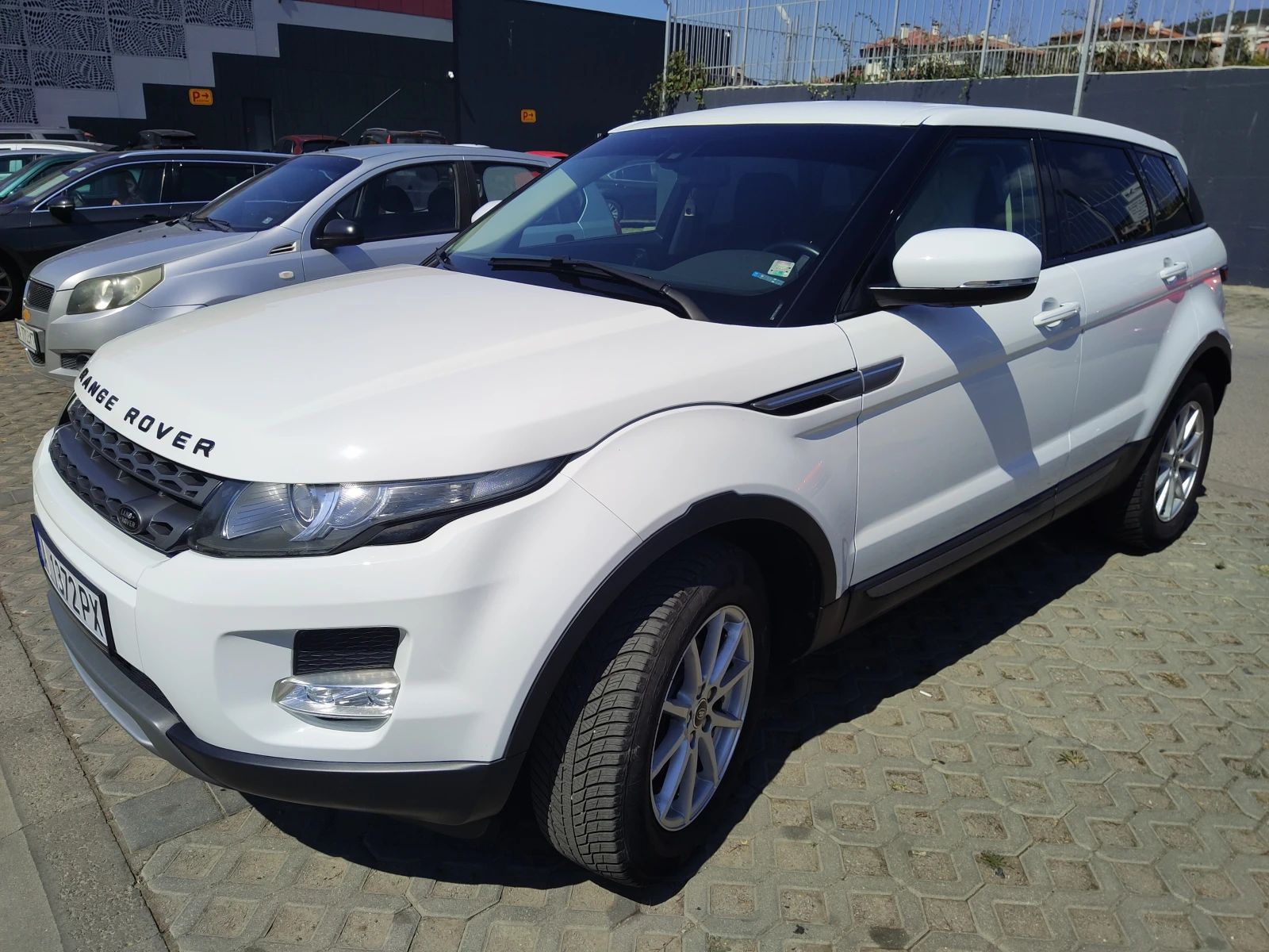 Land Rover Range Rover Evoque 2.2, снимка 4 - Автомобили и джипове - 55540777