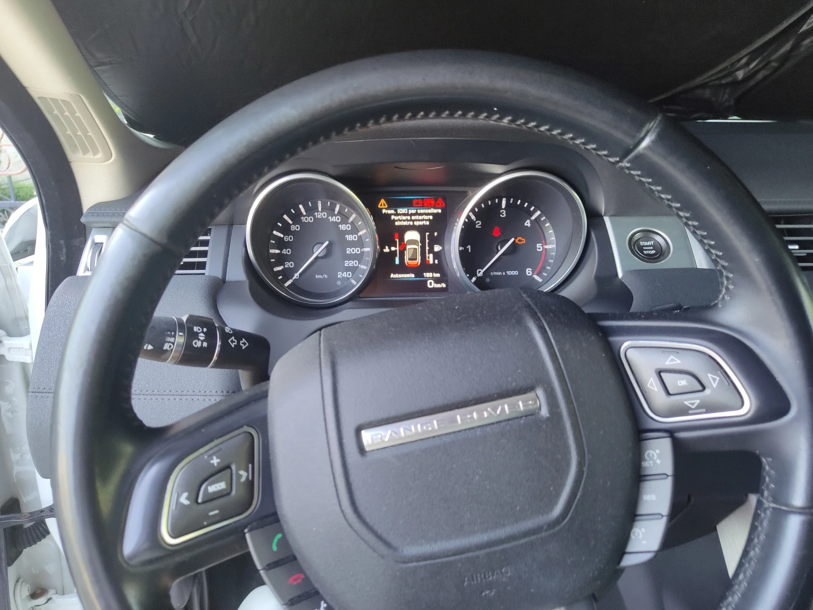 Land Rover Evoque 2.2, снимка 6 - Автомобили и джипове - 55540777