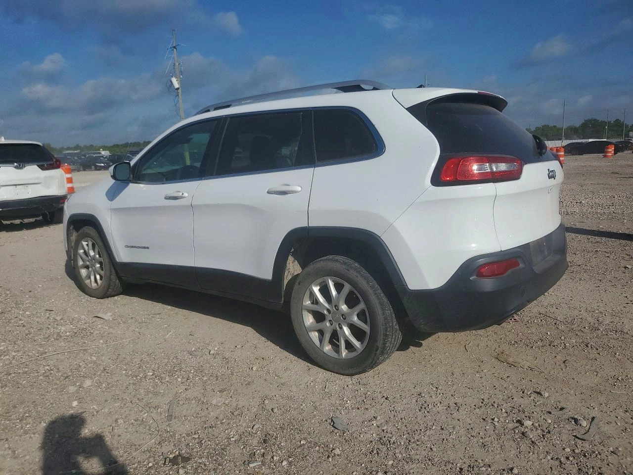 Jeep Cherokee, снимка 2 - Автомобили и джипове - 55755206