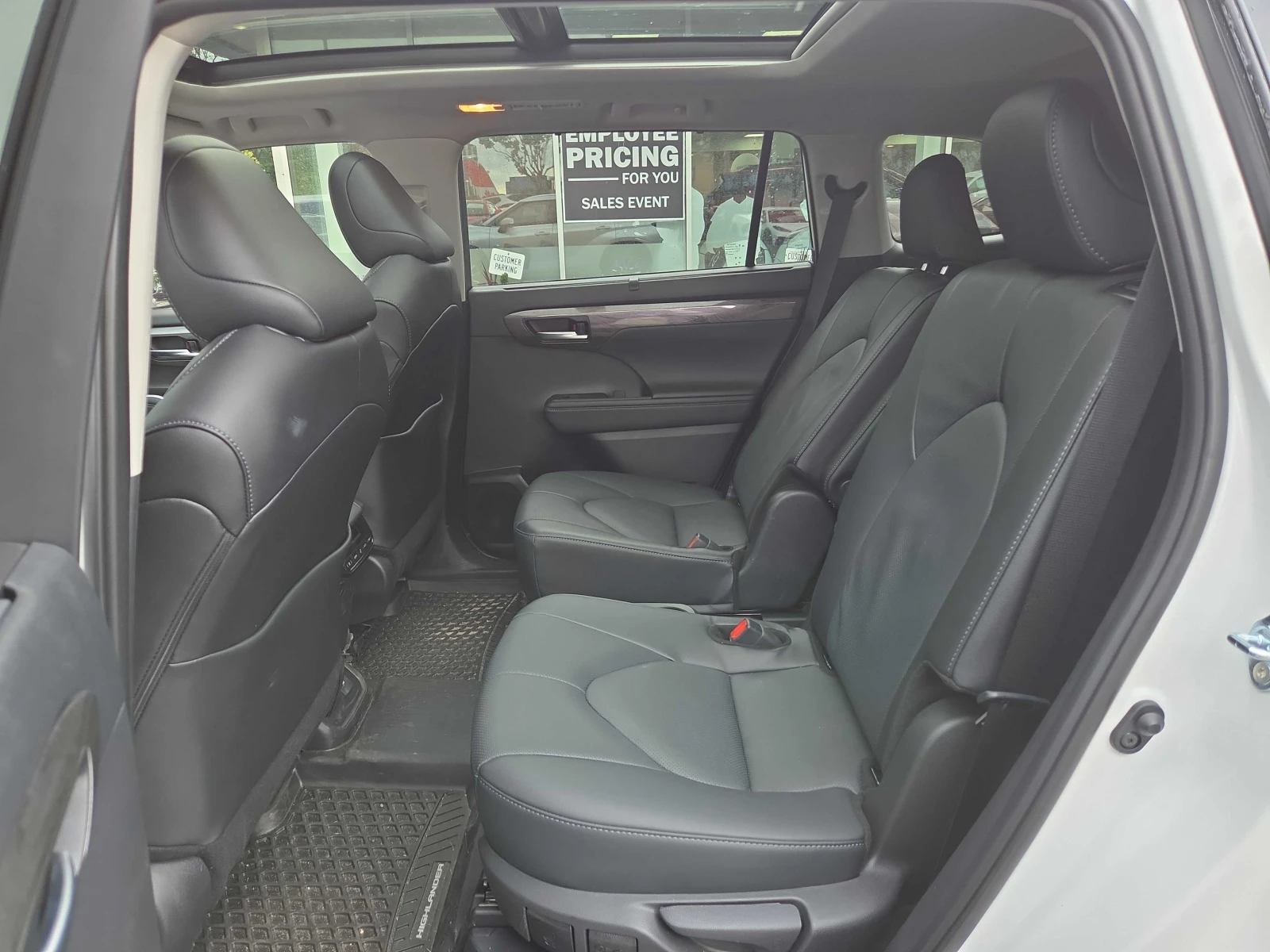 Toyota Highlander * Hybrid Limited * CARFAX * ОПЦИЯ ЗА ФИНАНСИРАНЕ, снимка 10 - Автомобили и джипове - 55932168