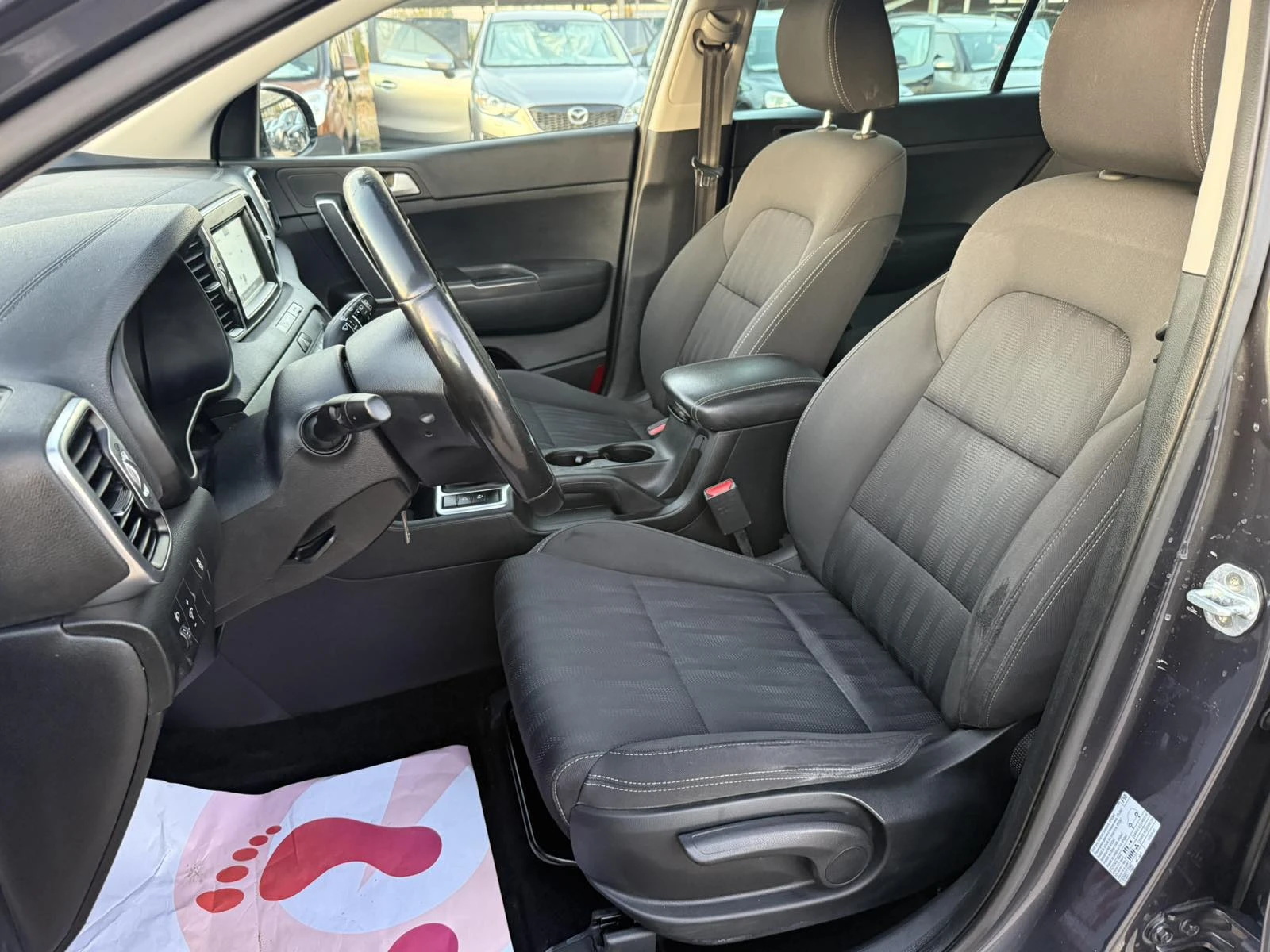 Kia Sportage 1.7CRDI 115kc, снимка 10 - Автомобили и джипове - 56574623