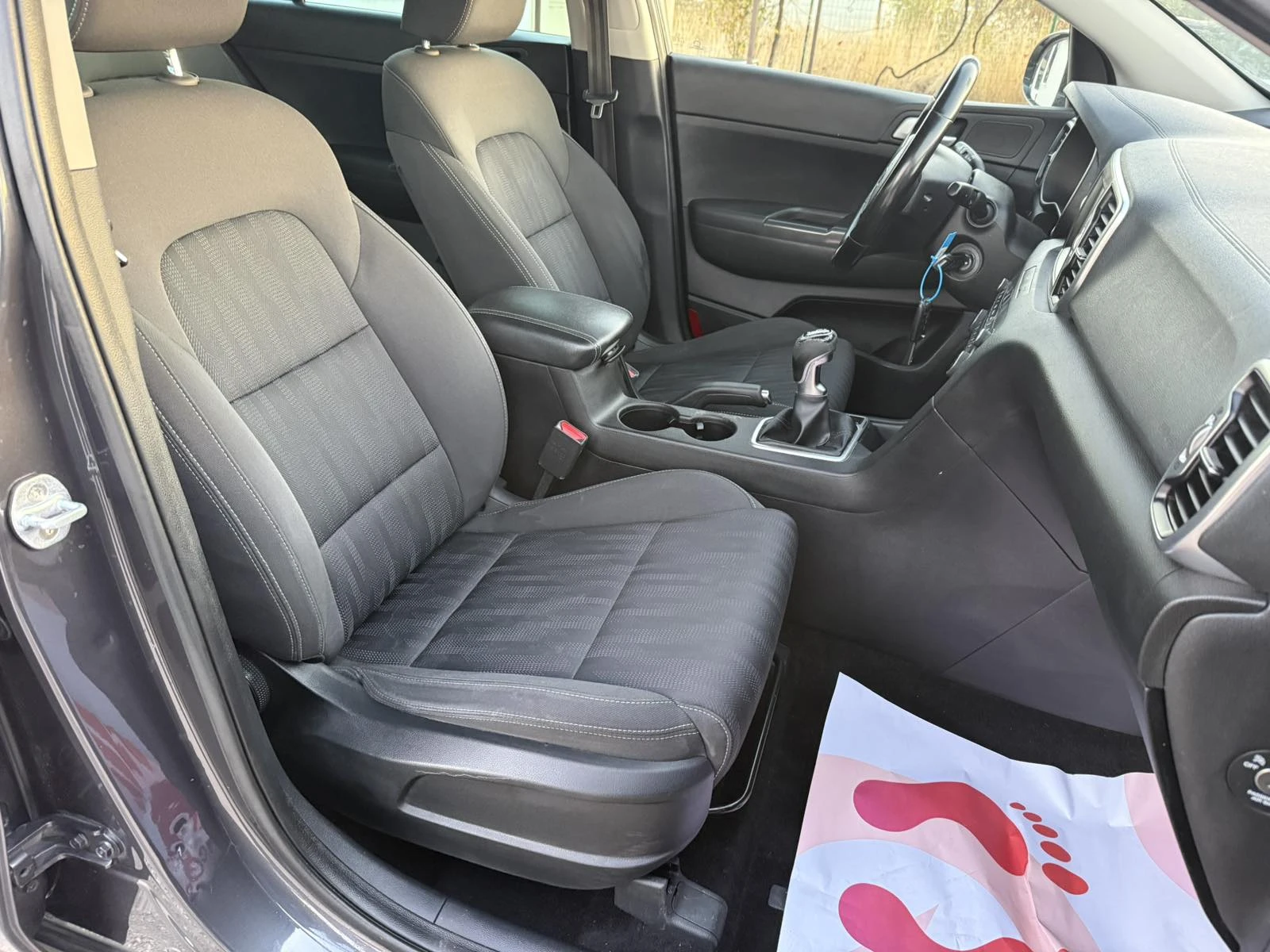 Kia Sportage 1.7CRDI 115kc, снимка 14 - Автомобили и джипове - 56574623