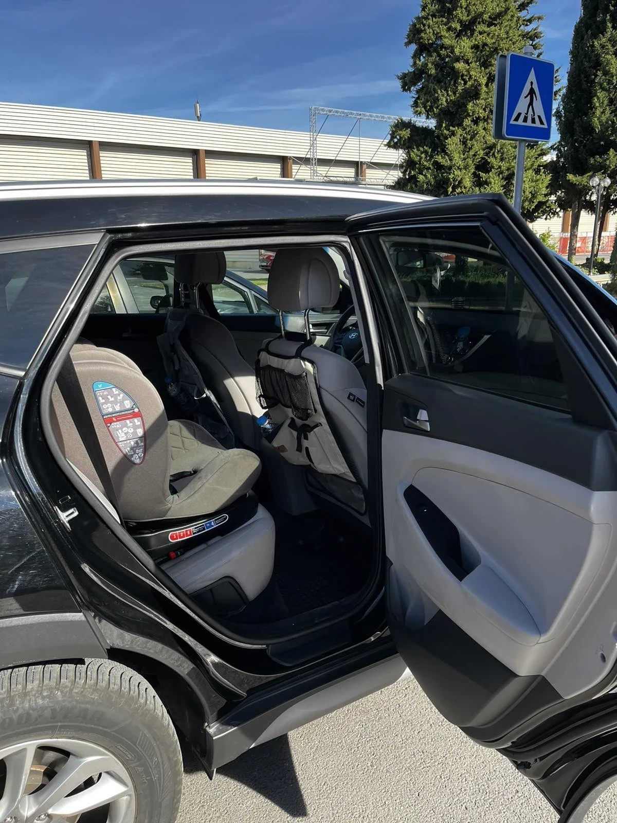 Hyundai Tucson, снимка 3 - Автомобили и джипове - 56635852