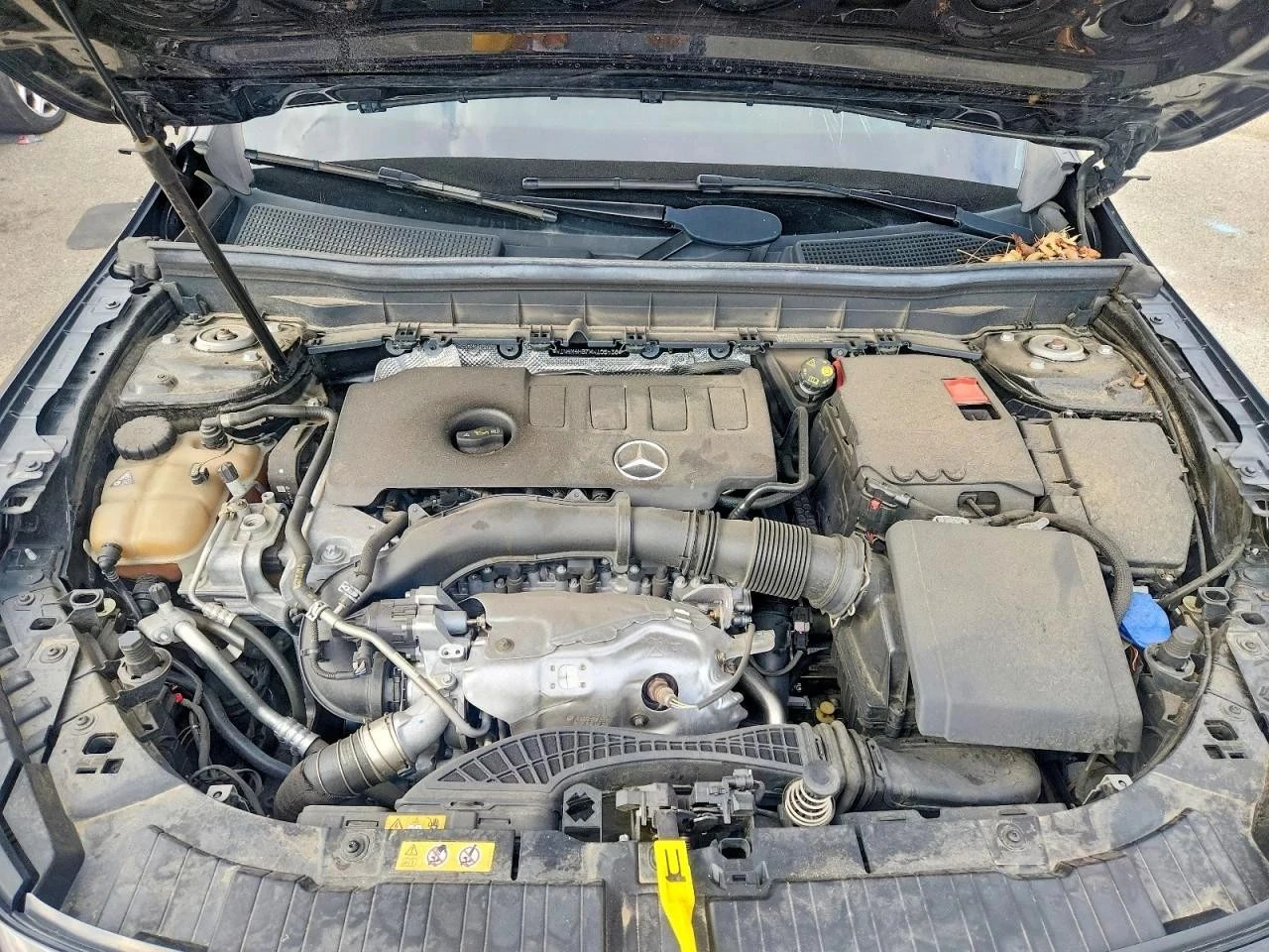Mercedes-Benz GLB 250, снимка 12 - Автомобили и джипове - 56713386