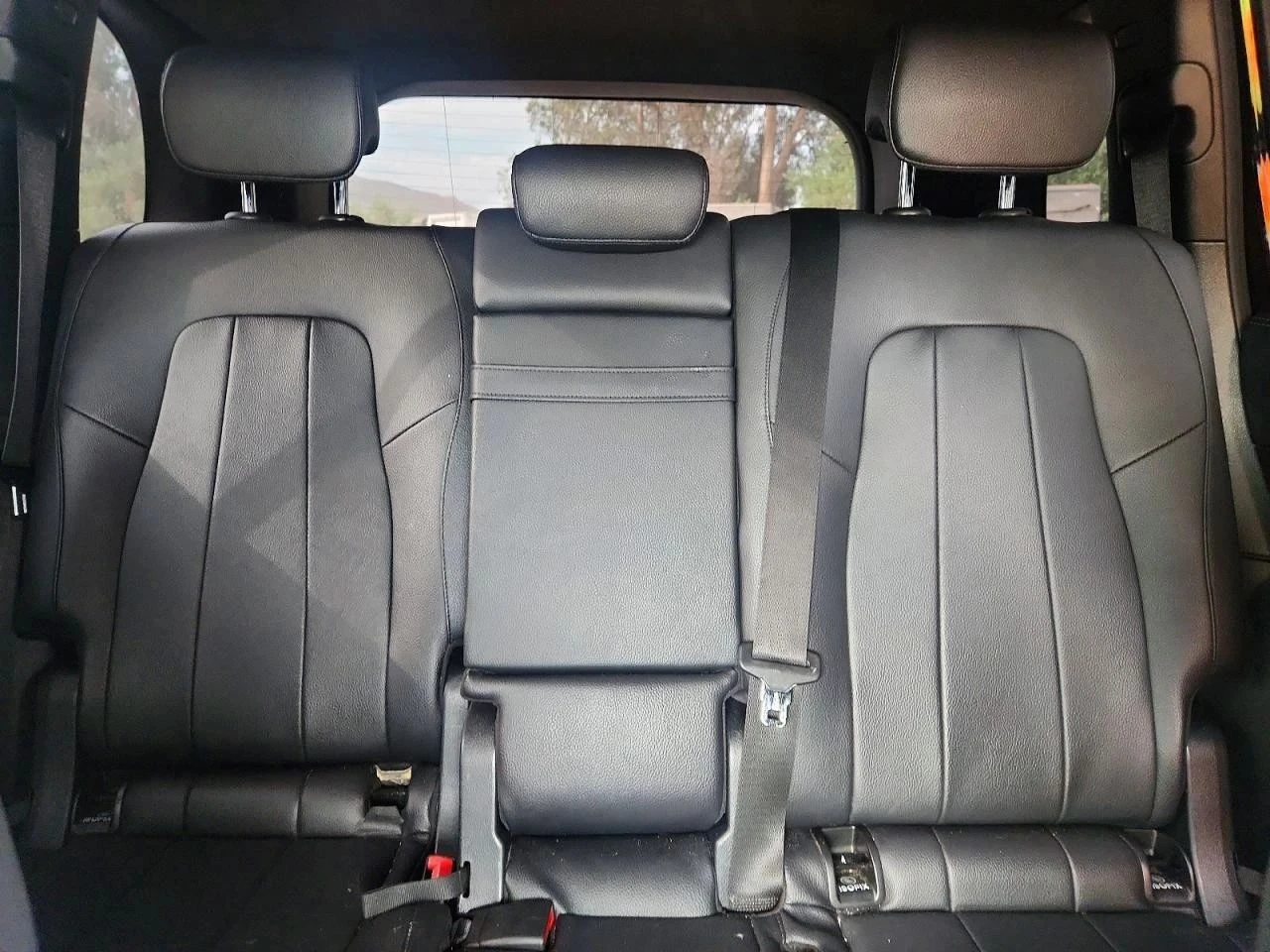 Mercedes-Benz GLB 250, снимка 10 - Автомобили и джипове - 56713386