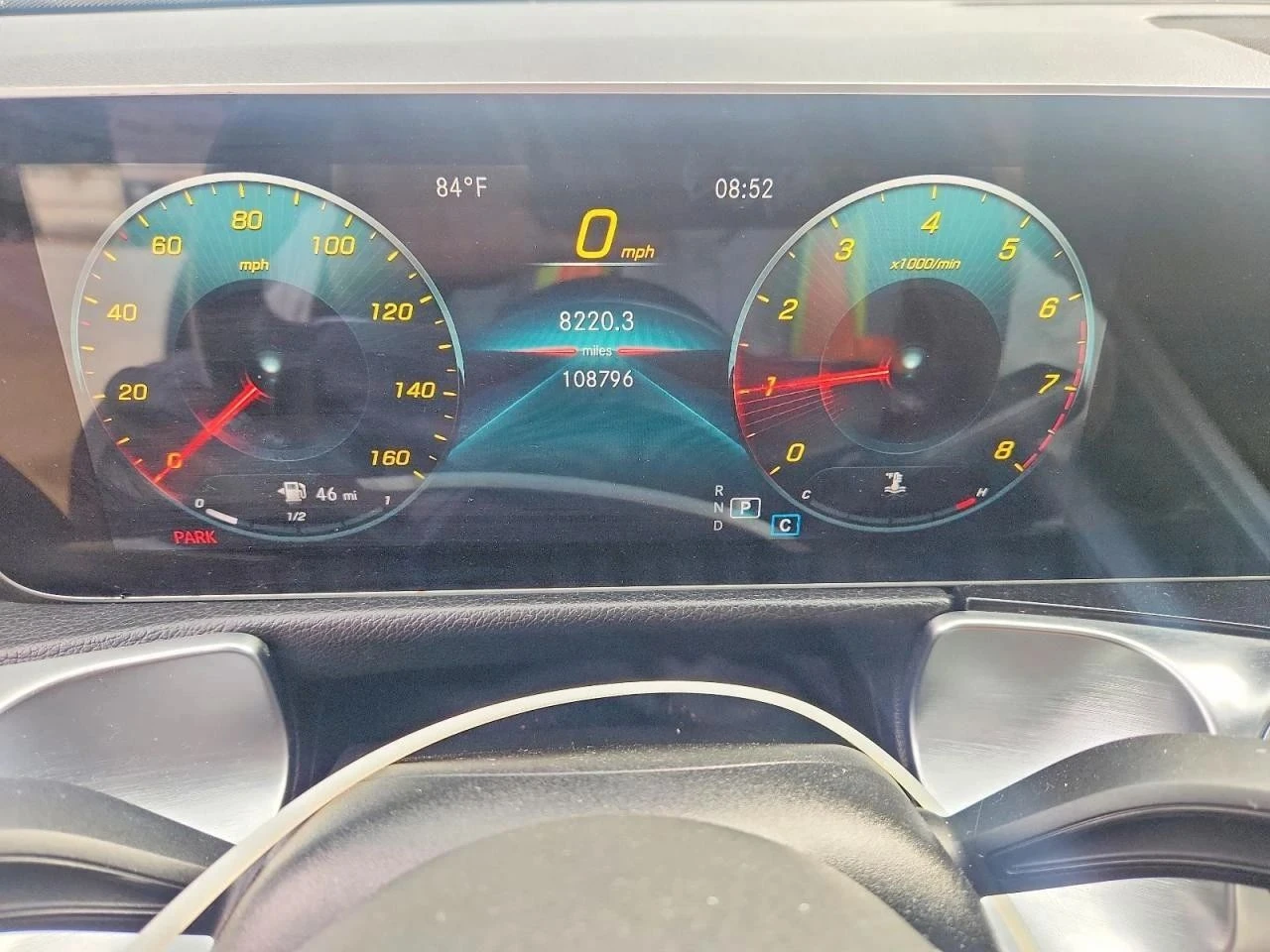 Mercedes-Benz GLB 250, снимка 9 - Автомобили и джипове - 56713386