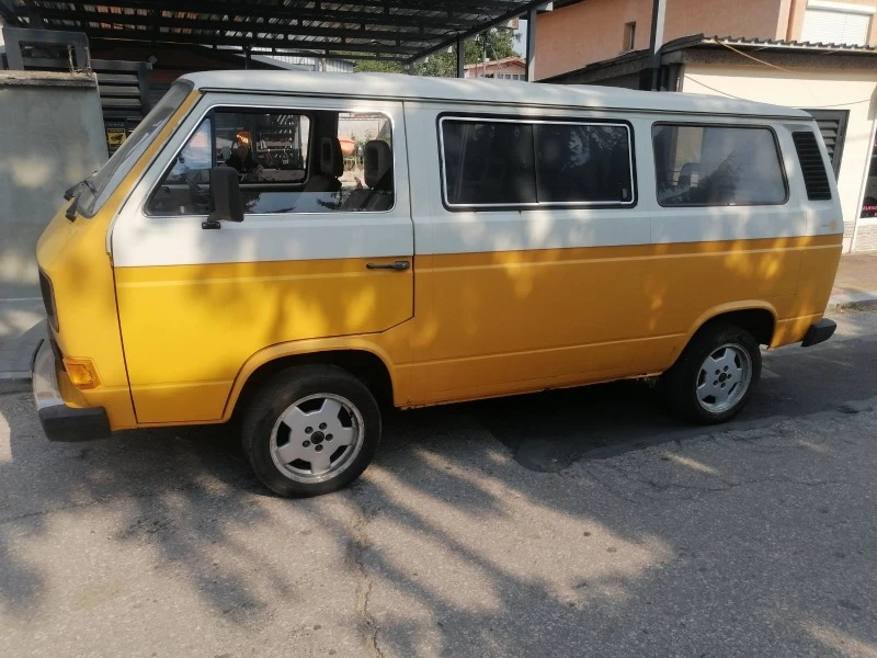 VW Caravelle, снимка 2 - Бусове и автобуси - 47301856