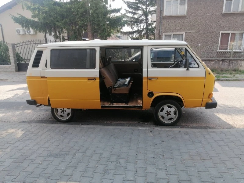 VW Caravelle, снимка 3 - Бусове и автобуси - 47301856