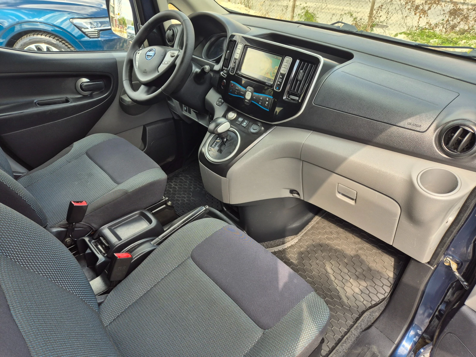 Nissan NV200 EV-40 KW-6+ 1-NAVI KAMERA-KEYLESS, снимка 11 - Бусове и автобуси - 55660959
