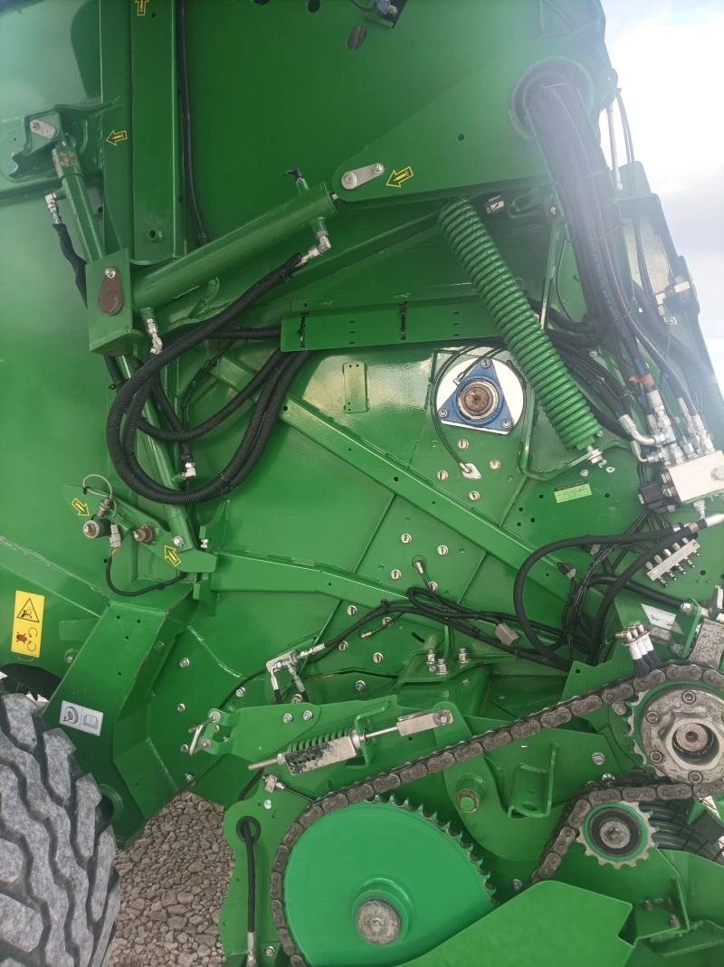 Балировачка John Deere V451G, снимка 12 - Селскостопанска техника - 44030284