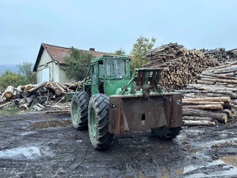 Специализирани машини Машини за дърводобив ЛКТ 81, снимка 3 - Селскостопанска техника - 53122399