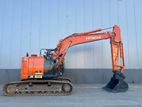 Багер Hitachi ZX 225 US LC-6, снимка 2