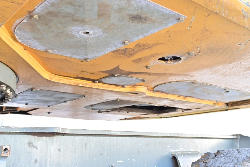 Багер Liebherr A924C, снимка 11 - Индустриална техника - 43410202