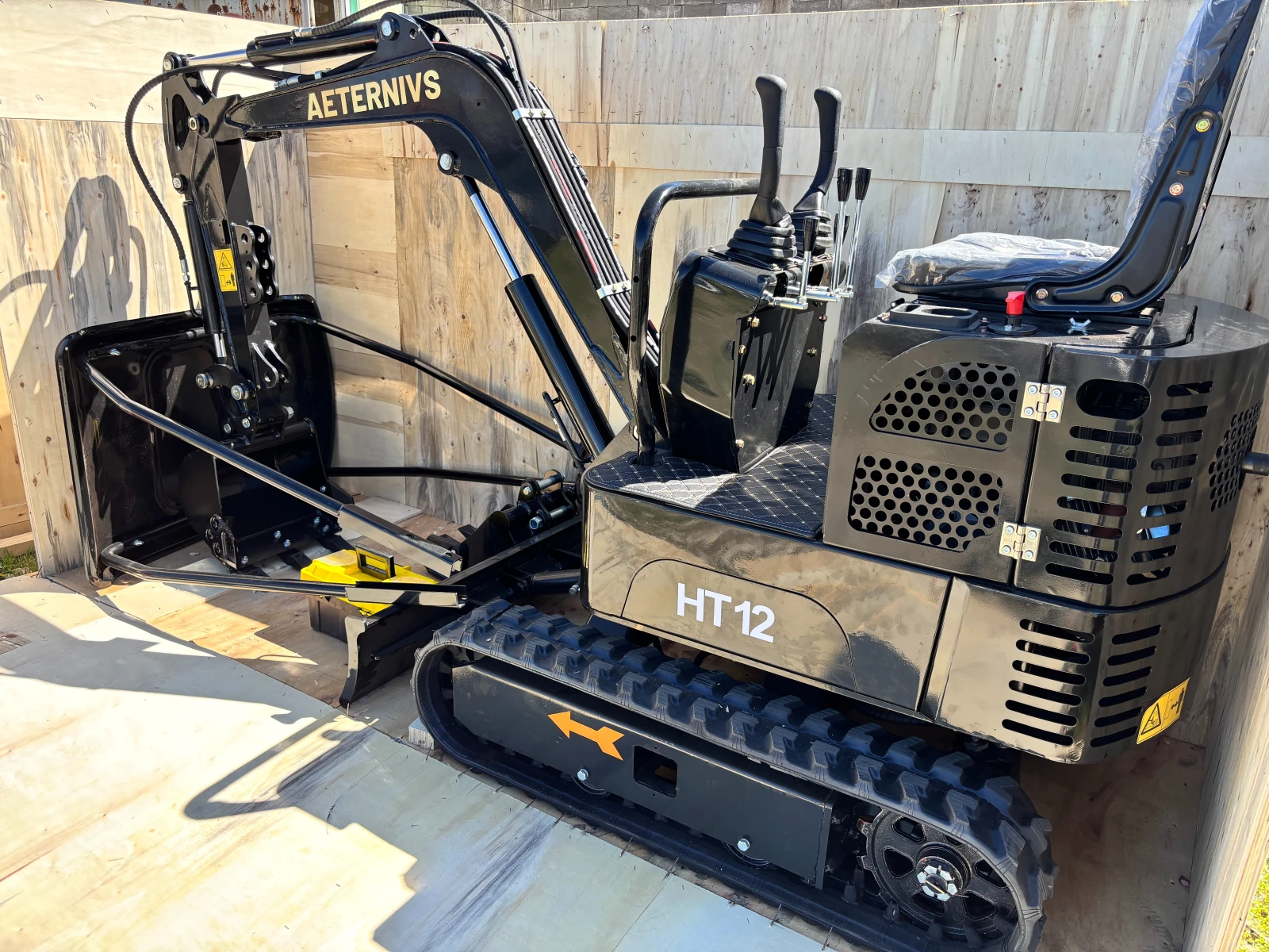 Багер Друга марка НОВ И НАЛИЧЕН мини багер, 1.2т, 2026 г., снимка 9 - Индустриална техника - 54140325