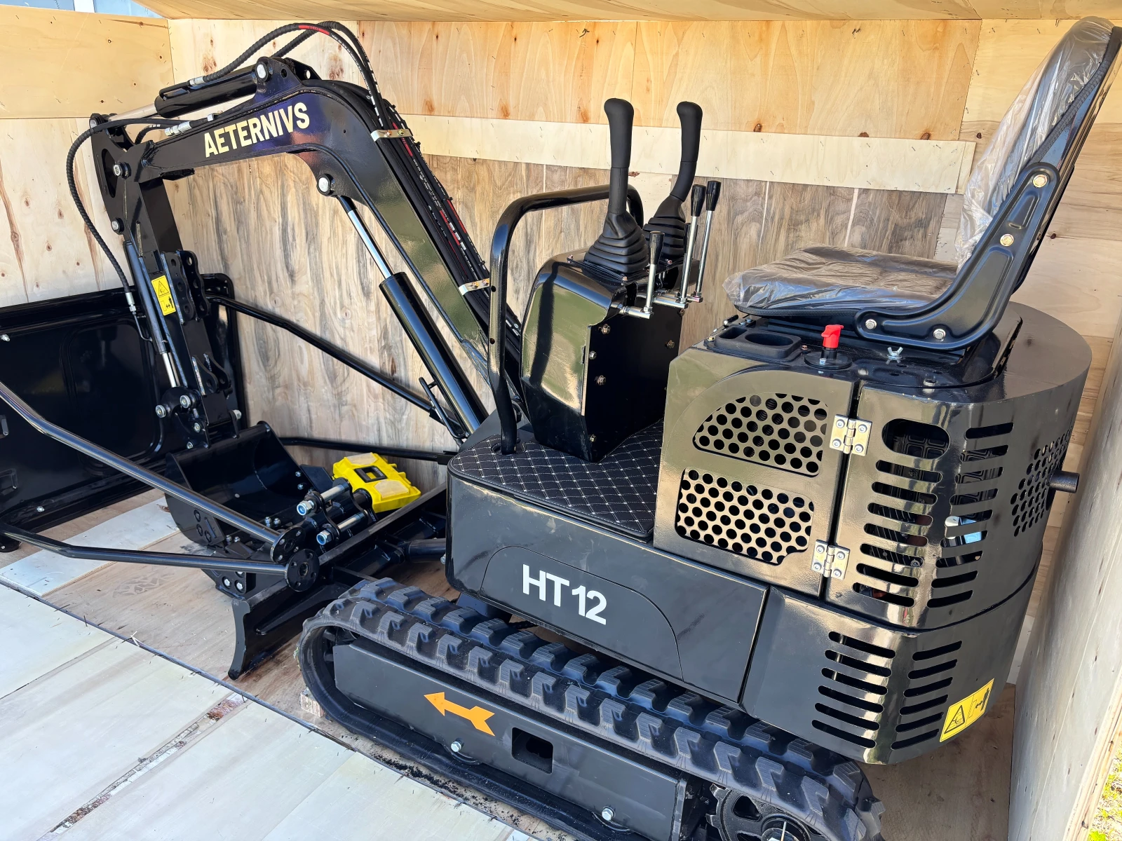 Багер Друга марка НОВ И НАЛИЧЕН мини багер, 1.2т, 2026 г., снимка 4 - Индустриална техника - 54140325