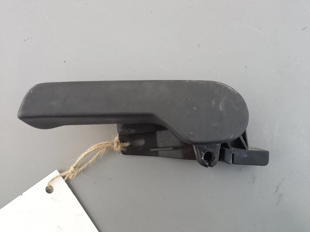 Дръжка ръчка отваряне преден капак Сеат Ибиза (7)