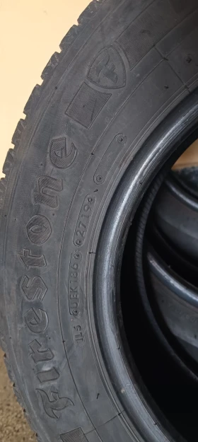 Гуми Зимни 215/65R16, снимка 8