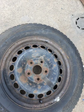 Гуми Зимни 195/65R15, снимка 5