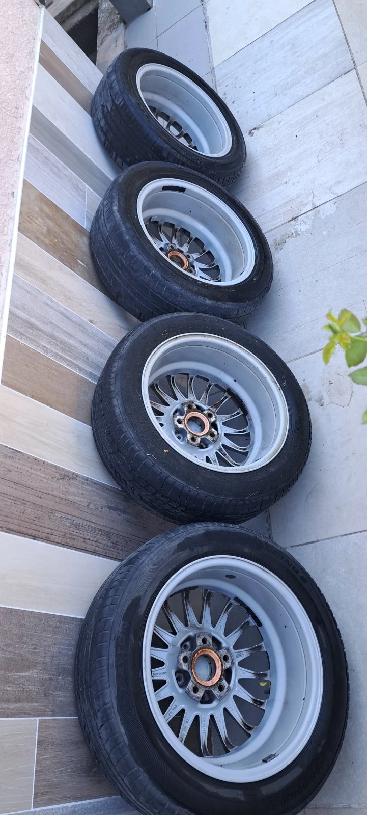 ���� � ������ 205/55R16 �� ����� | Mobile.bg � ����������� 2