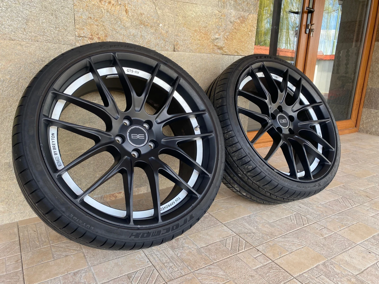 Гуми с джанти Vredestein 255/30R20, снимка 6 - Гуми и джанти - 54127338