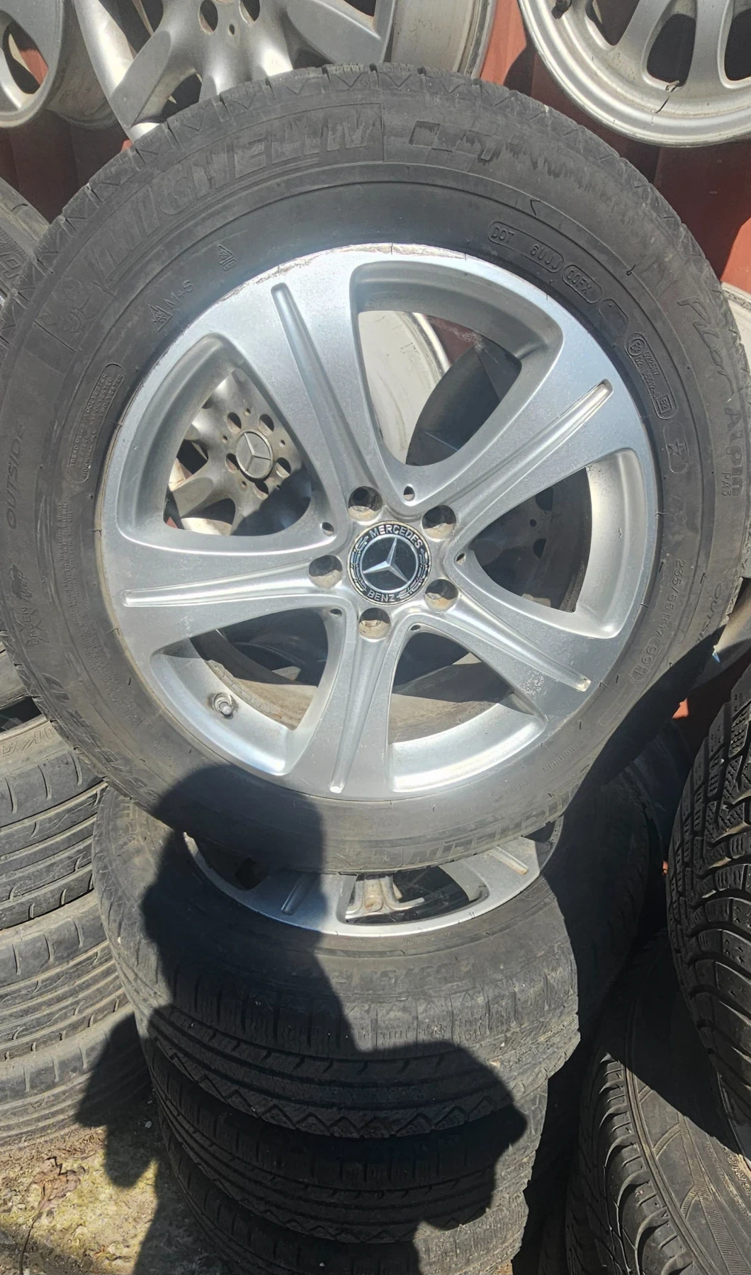 ���� � ������ 235/55R17 | Mobile.bg � ����������� 1