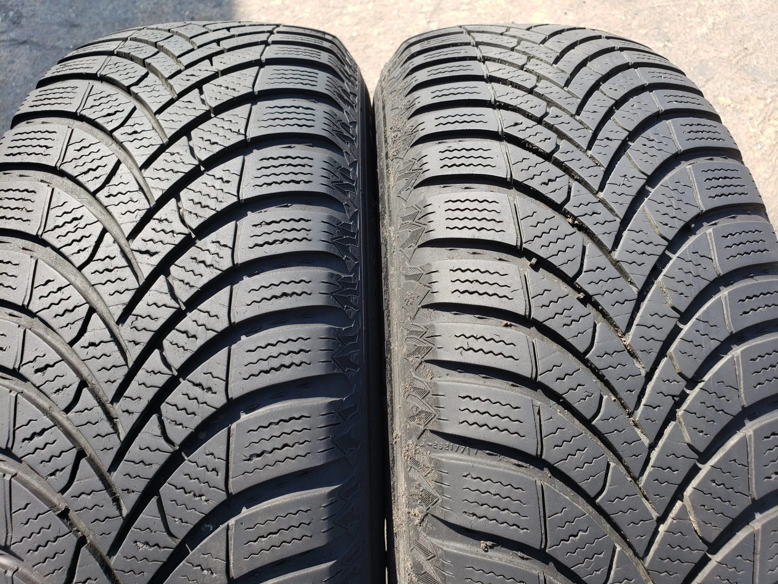 Гуми Зимни 195/65R15, снимка 11 - Гуми и джанти - 55968298