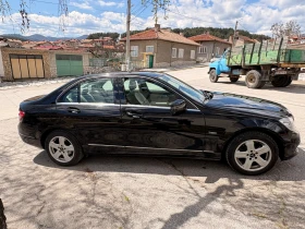 Mercedes-Benz C 180, снимка 4