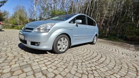 Toyota Corolla verso, снимка 2