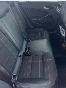 Mercedes-Benz CLA 220 Хечбек, снимка 5