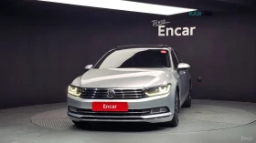VW Passat 2.0TDI* PREMIUM* КОЖА* ПОДГРЕВ* ШИБИДАХ* КАМЕРА* , снимка 3