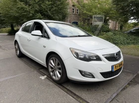 Opel Astra 1.7CDTI 110HP, снимка 2