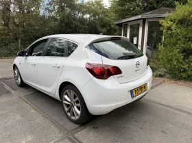 Opel Astra 1.7CDTI 110HP, снимка 4