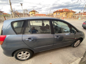 Toyota Corolla verso, снимка 3 - Автомобили и джипове - 45780289