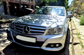 Mercedes-Benz C 180 Facelift AMG пакет, сервизна книжка, напълно обслу, снимка 2