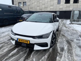 Kia EV6 GT Line, снимка 12