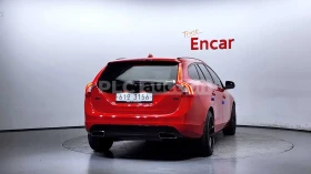 Volvo V60 Адаптивен круиз контрол* Навигационна система - 11890 € / 23254.82 лв. - 98120896 4