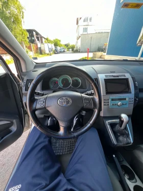 Toyota Corolla verso 2.2 - 3300 € / 6454.24 лв. - 24422957 6